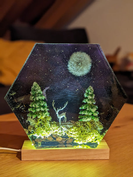 Cerf au claire de lune